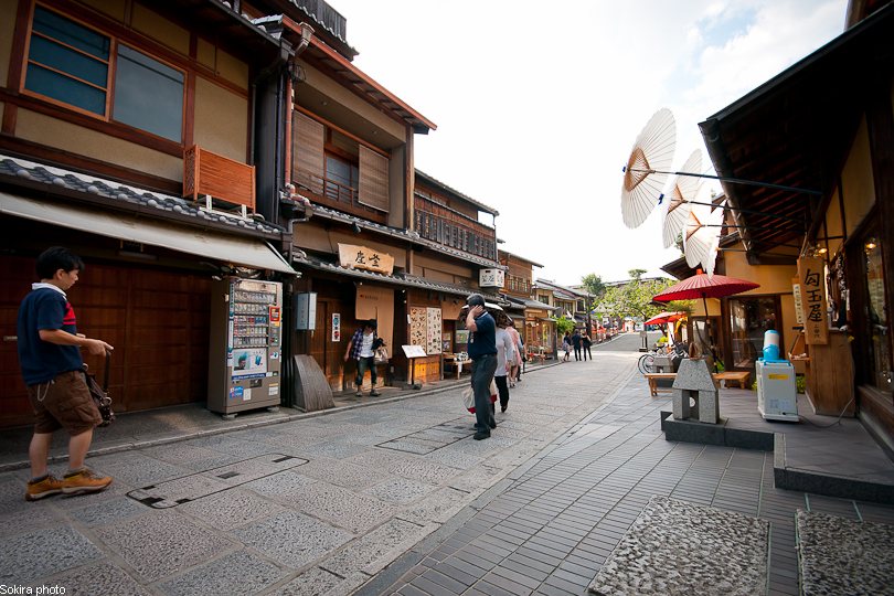 Tokyo - Yokohama - Kyoto - Osaka - Kobe - Hiroshima - Miyajima - Fukuoka - Nagasaki ...